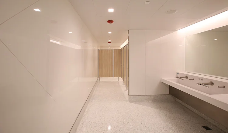 Monolith basin system in airport